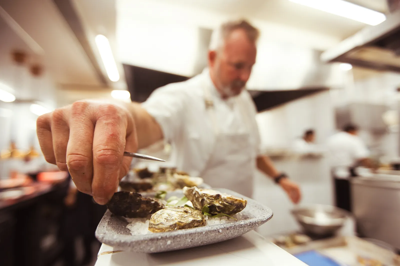 Chef emplatando, Cena Buul