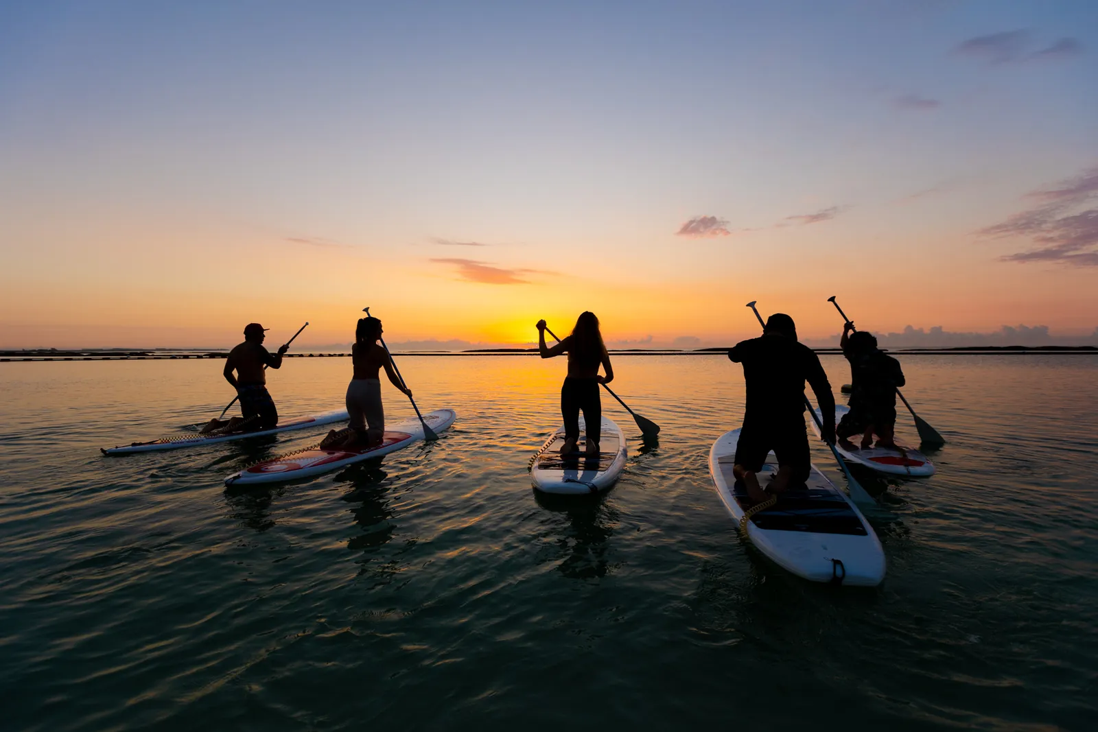 Paddleboard al amanecer